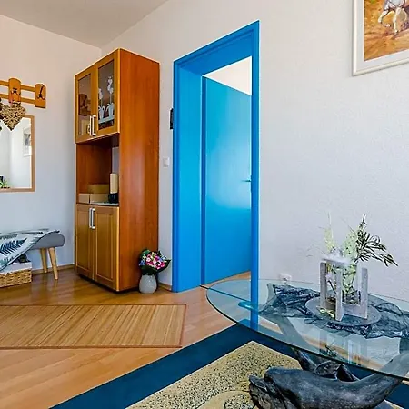 Hotel Comfortable With Amazing Seaview And Private Balcony,free Parking,wifi 2*